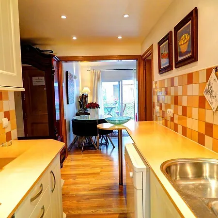 Апартаменти Olivia By Hello Homes *